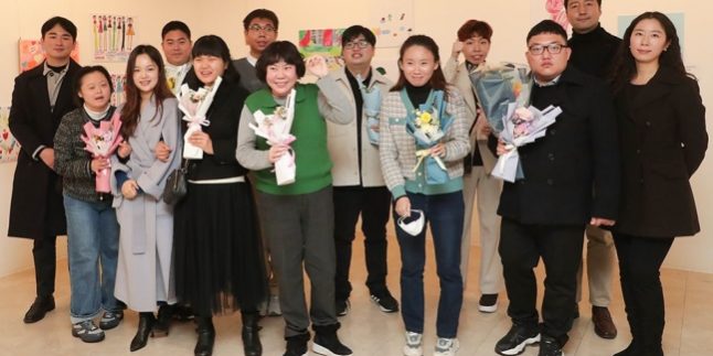 0003742603_001_20230127030108638